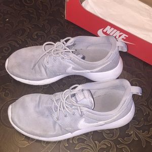 Grey Nike Roshe One